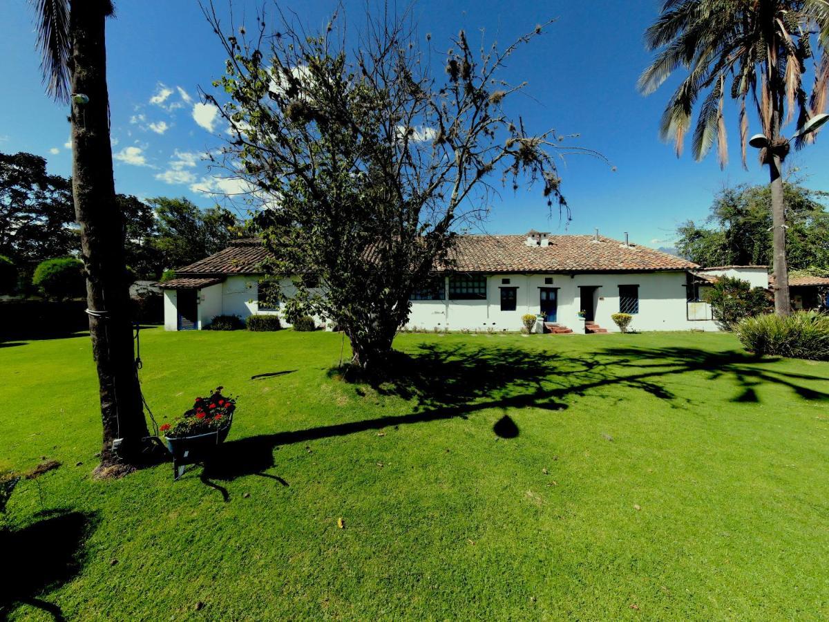 Hotel Boutique Casa De Hacienda Su Merced Puembo Eksteriør billede